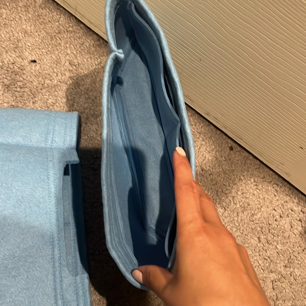Blue Felt Bag Organizers - Picture 3 of 4